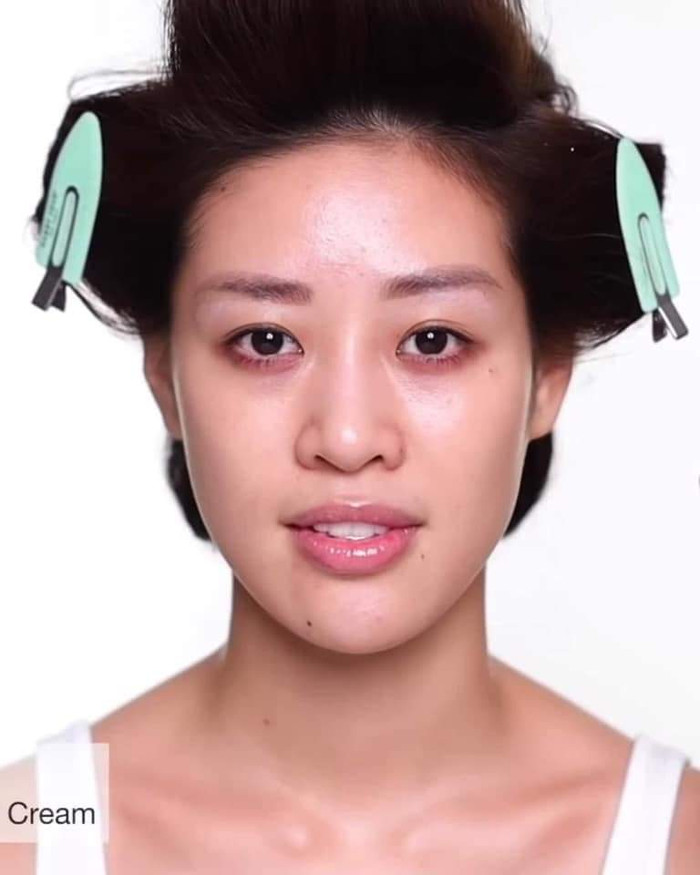 Gương mặt lúc đầu của Khánh Vân với các đường nét nhẹ nhàng, thanh thoát.