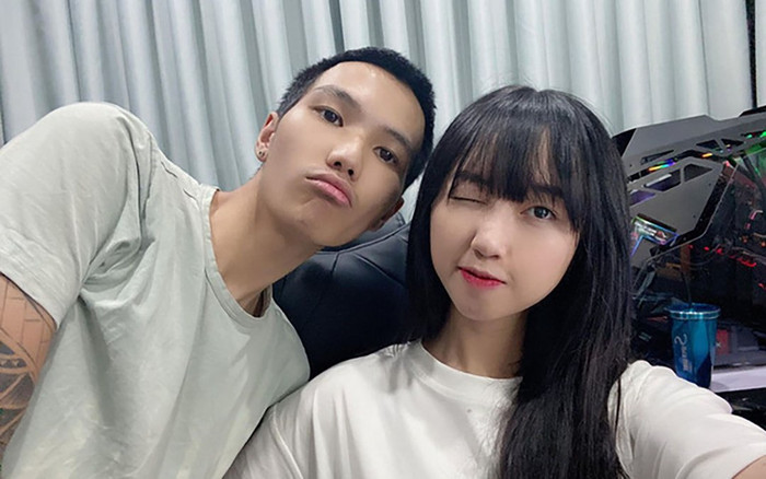 Streamer Sena nợ 2 tỷ đồng, phải quỳ lạy chủ nợ: Chiêu trò 'bẩn' để đánh bóng tên tuổi? Ảnh 2