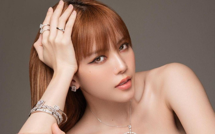 Chị gái Thiều Bảo Trâm đi đổ rác, nhưng cô em Thiều Bảo Trang bị lên án vì thiếu ý thức và đây là lí do Ảnh 2