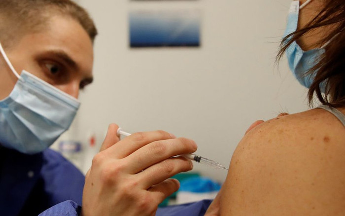 Ngoài Việt Nam, những quốc gia nào cho tiêm trộn vaccine Covid-19? Ảnh 2