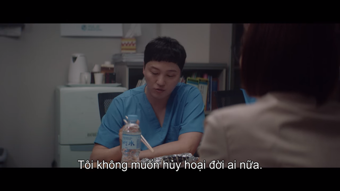 Mặc cảm trước sai lầm trong quá khứ, Seok Hyeong sợ hãi bước tiếp.