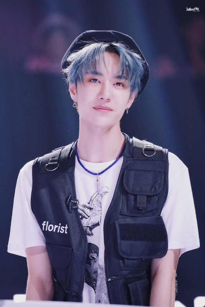 Vương Nhất Bác bị fan cuồng gắn thiết bị theo dõi, công ty lập tức có động thái xử lý Ảnh 6