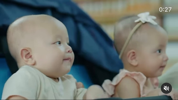 Hồ Ngọc Hà tiết lộ, để quay được khung hình cận mặt Leon tươi cười, cả ekip đã phải 'chờ nguyên một buổi sáng'.