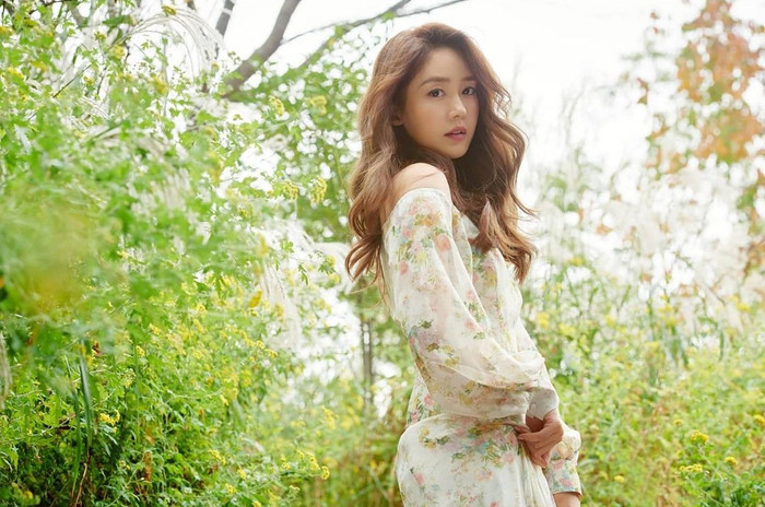 Idol đời đầu Sung Yuri thông báo mang song thai Ảnh 7