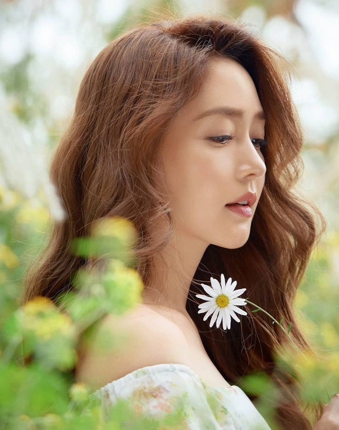 Idol đời đầu Sung Yuri thông báo mang song thai Ảnh 6