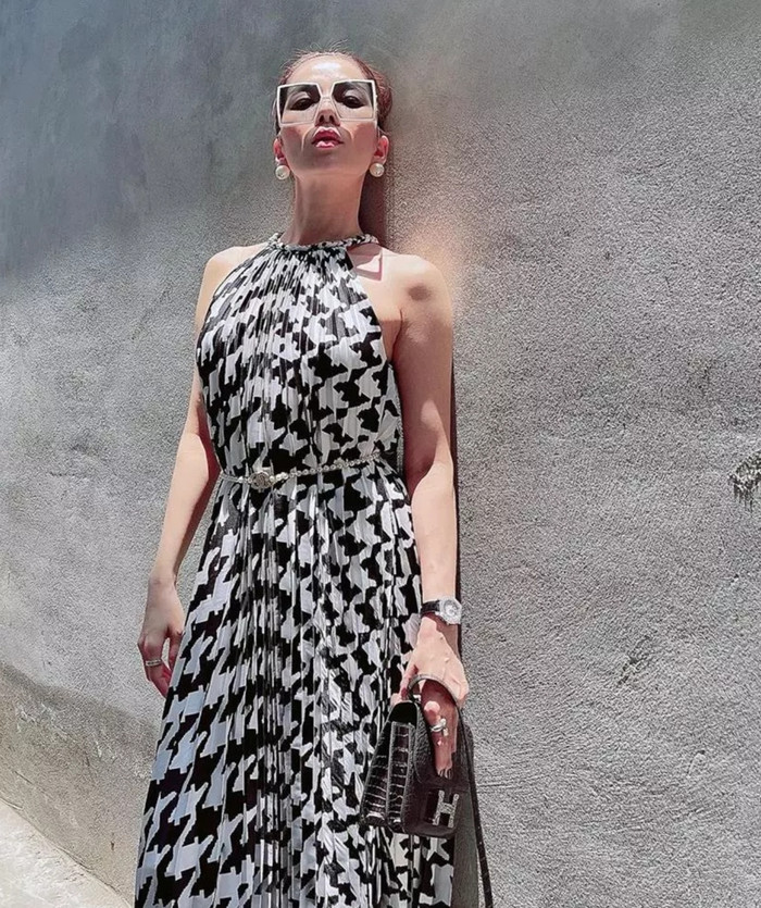 Ánh sáng, góc chụp khiến nhiều người hoảng hồn.