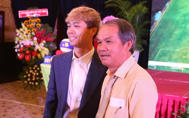 Từ các lá thư cảm động của Công Phượng, Minh Vương: Bầu Đức giáo dục cầu thủ quá giỏi! Ảnh 2