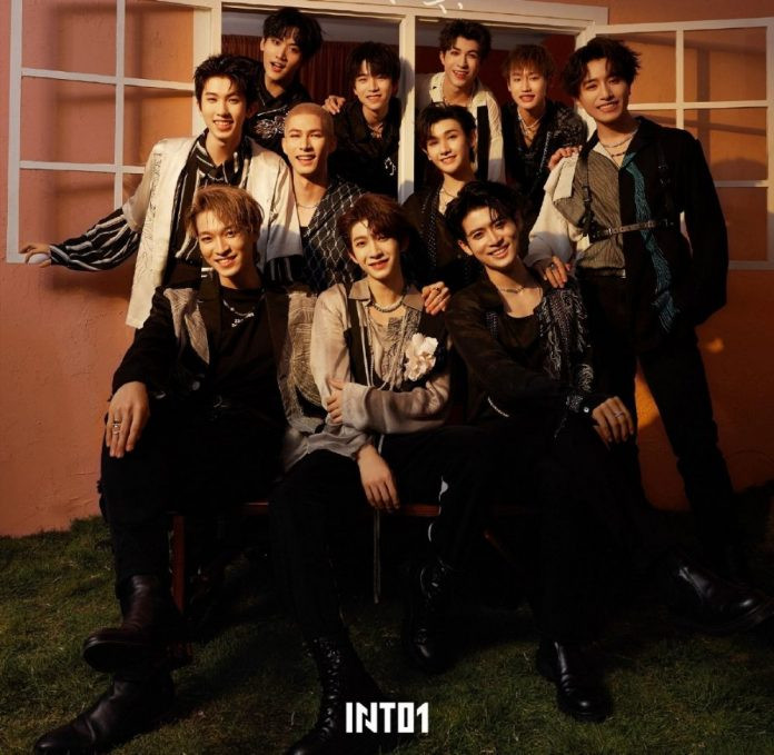 INTO1 ra mắt EP INTO THE FIRE: Chưa hấp dẫn như kì vọng Ảnh 8