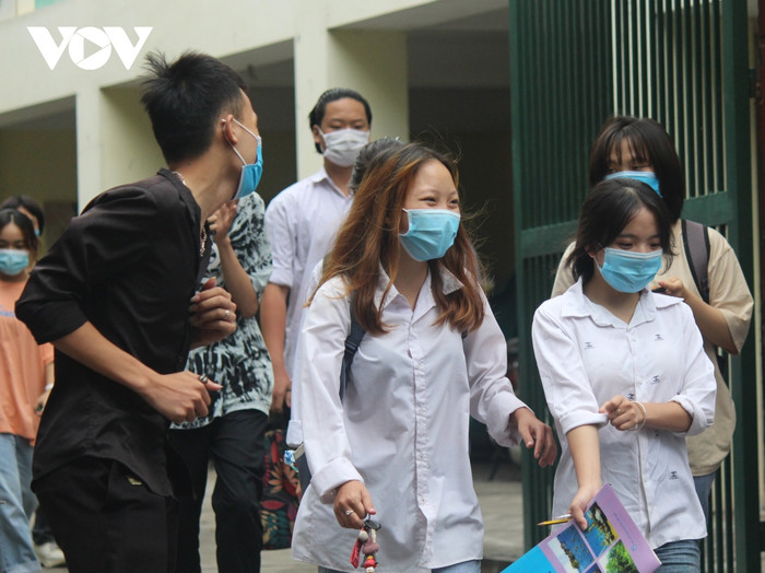 Bộ GD-ĐT và Bộ Y tế phối hợp tổ chức thi tốt nghiệp THPT đợt 2 Ảnh 3
