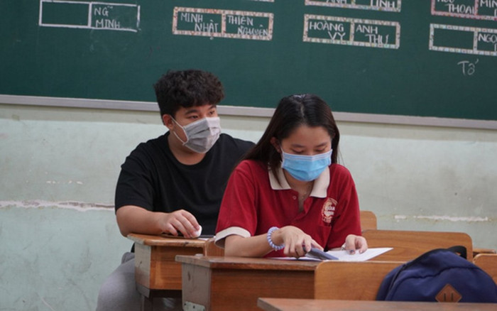 TP HCM: Gần 2.500 thí sinh đăng ký dự thi tốt nghiệp THPT đợt 2 Ảnh 2