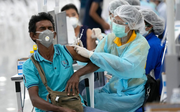 Thái Lan ngày thứ 4 liên tiếp ghi nhận số người mắc Covid-19 cao kỷ lục với gần 11.800 ca Ảnh 2