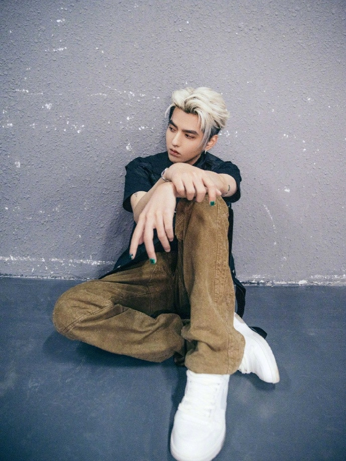 Ngô Diệc Phàm phốt chồng phốt: Hại đời 30 cô gái, bị nghi trốn thuế và hàng loạt thương hiệu quay lưng Ảnh 3