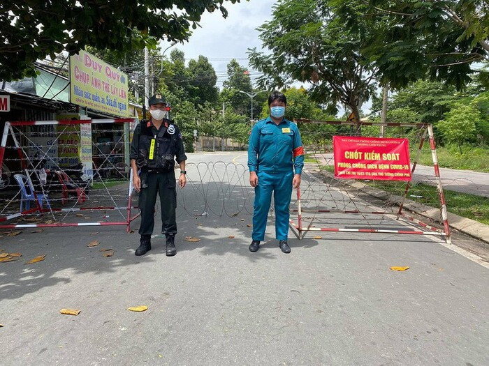 Trước đó, lực lượng chức năng đã phong tỏa tại phường Linh Trung, TP Thủ Đức