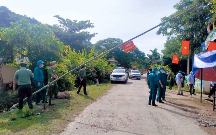 Dừng ở Nghệ An xét nghiệm, 2 lái xe đường dài dương tính với Covid-19 Ảnh 2