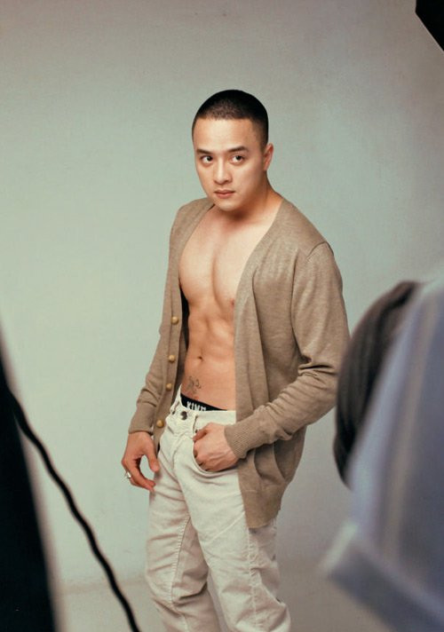 Làn da cũng trắng sáng hơn hẳn so với những ngày đầu tiên.