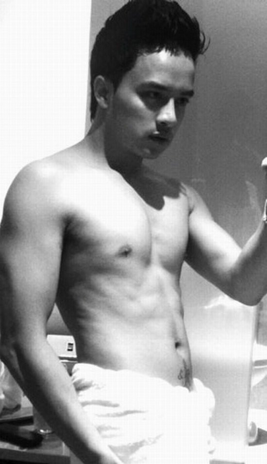 Cao Thái Sơn cũng tập gym, chọn cho mình hình ảnh menly, nam tính hơn.