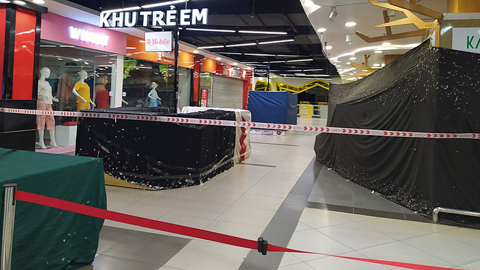 Khung cảnh vắng vẻ, đìu hiu thay cho sự náo nhiệt trước đây.