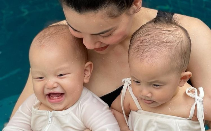 'Thầy giáo' Kim Lý bị mẹ Hà Hồ 'phê bình' vì dạy con học buổi sáng: Dạy hơi to tiếng? Ảnh 2