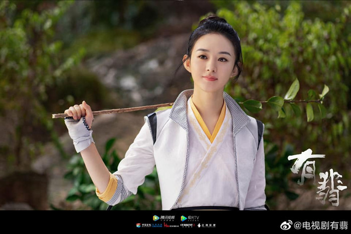 Ly hôn chưa đầy một năm, Triệu Lệ Dĩnh mua biệt thự gần 400 tỷ hưởng thụ cuộc sống độc thân Ảnh 9