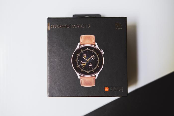 'Đập hộp' và trải nghiệm nhanh Huawei Watch 3: Thiết kế bóng bẩy, nhiều tính năng hay ho Ảnh 1