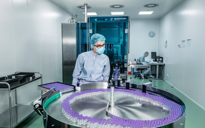 Bên trong cơ sở sản xuất vaccine Covid-19 của BioNTech Ảnh 2