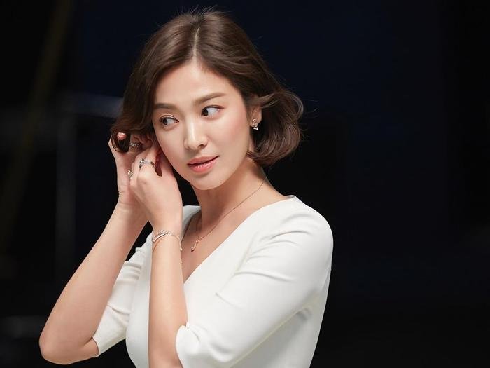 Song Hye Kyo tham gia phim mới của đạo diễn 'Hậu duệ mặt trời'? Ảnh 3