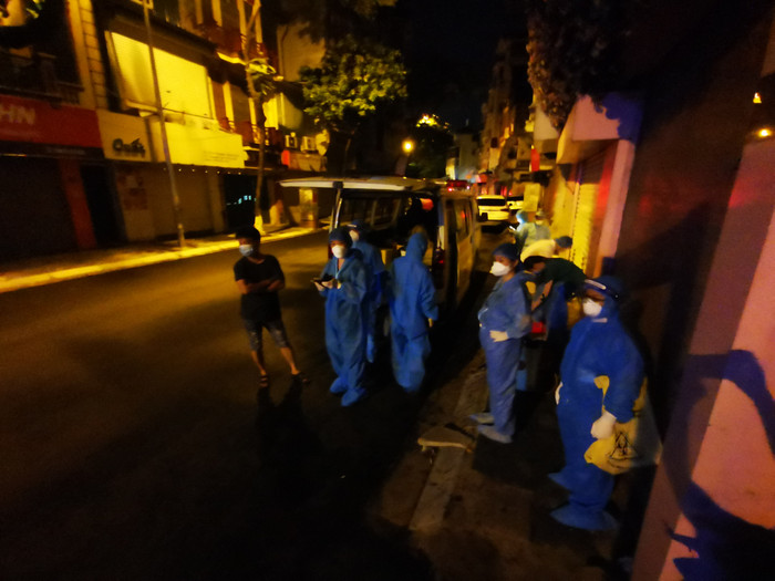 Các công tác phòng dịch nhanh chóng được triển khai trong đêm.