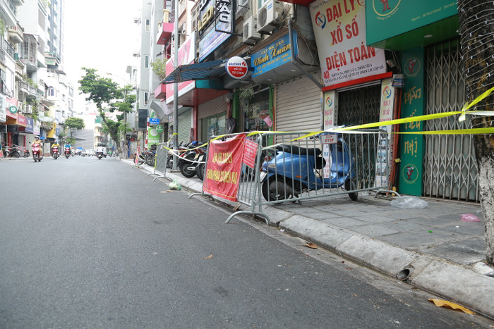 Hà Nội: Phong toả, xét nghiệm hơn 100 người ở Thuỵ Khuê khi ghi nhận 2 ca dương tính SARS-CoV-2 Ảnh 3