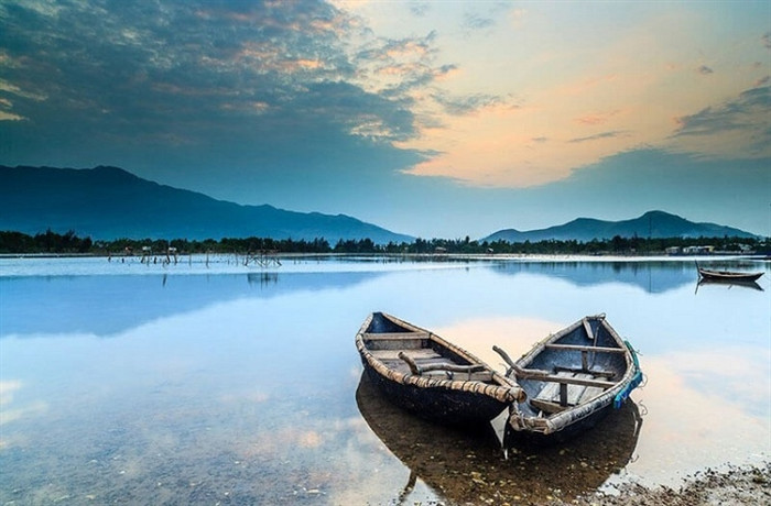 'Nàng thơ xứ Huế' đẹp mơ màng dưới mọi góc ảnh, sau dịch phải đến ngay xả stress Ảnh 3