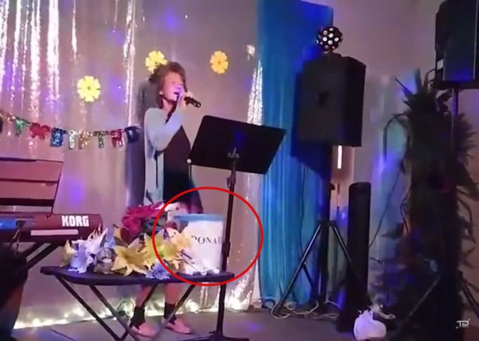 Netizen 'tố' Gia Nguyễn đưa Kim Ngân đi hát kiếm tiền ở một show ca nhạc tại hải ngoại.