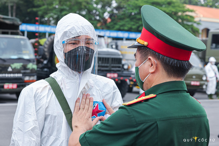 Các lực lượng tham gia phun khử khuẩn toàn bộ TP.HCM gồm: Bộ Tư lệnh, Lữ đoàn Phòng hóa 87, Tiểu đoàn Phòng hóa 38 của Quân khu 7 (Bộ Quốc phòng) và lực lượng các quận, huyện.