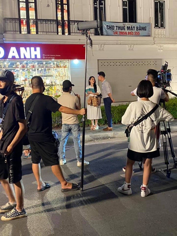 Một cô gái xinh đẹp sẽ xuất hiện trong phần 2, chắc hẳn sẽ gây không ít trục trặc trong chuyện tình cảm của Long Nam