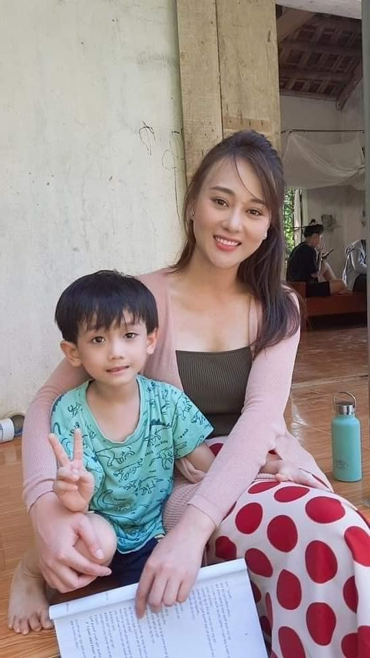 Nhân vật nhí xuất hiện trong phần 2 được đồn đoán là con trai của Long và Nam