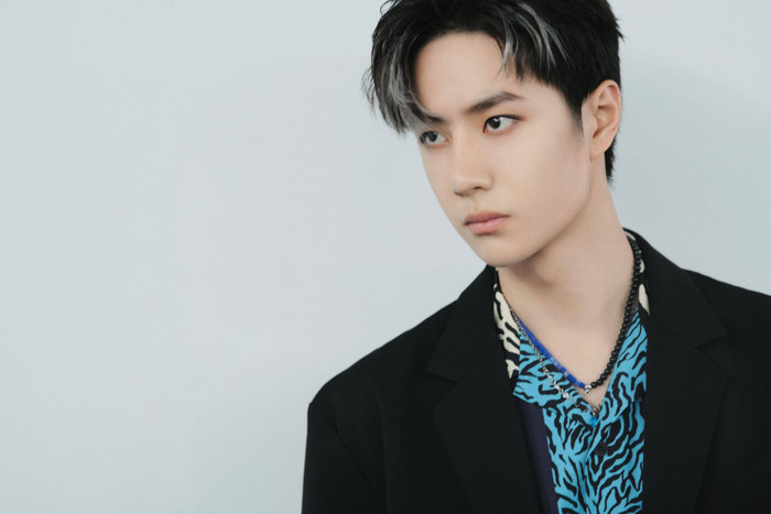 Đây là lí do khuôn mặt của Vương Nhất Bác thay đổi thất thường? Ảnh 5