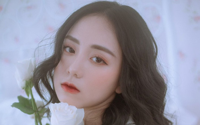 Sức hút của cô giáo Minh Thu: Fanpage 'pha-ke' cũng hot với hàng trăm ngàn bình luận Ảnh 2