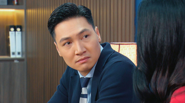 Long cũng đang cố hết sức để bảo vệ người con gái mình yêu