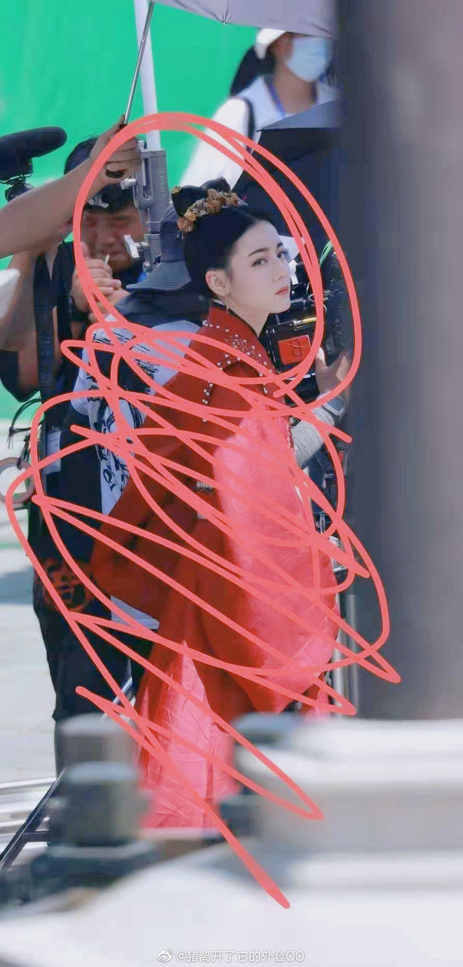 Hé lộ tạo hình Cung Tuấn - Địch Lệ Nhiệt Ba trong hậu trường 'An Lạc truyện' Ảnh 11