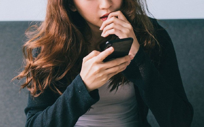 Kiểm tra tin nhắn của bạn trai cũ vì nghi bị 'cắm sừng', cô gái hoảng hốt tới mức phải gọi báo cảnh sát Ảnh 2