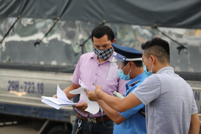 Việc giãn cách xã hội sẽ kéo dài 15 ngày, kể từ 6h ngày 24/7.