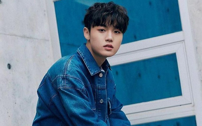 Nam idol tân binh nhà YG từng bảo vệ bạn học khỏi bạo lực học đường, được knet hết lời khen ngợi Ảnh 2