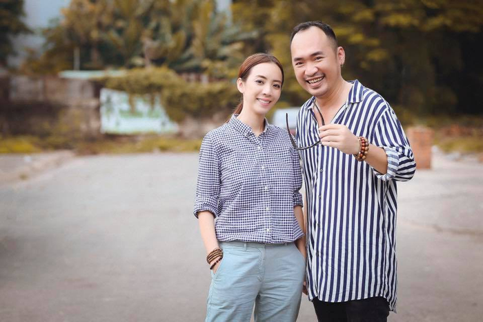 Hành động tương thân tương ái của cặp đôi trong mùa dịch nhận về nhiều lời khen ngợi từ phía cộng đồng mạng.