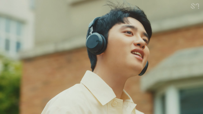 D.O. (EXO) chính thức debut solo với Rose: EXO-L không chê anh 'bèo' thì lên xe anh đèo! Ảnh 10