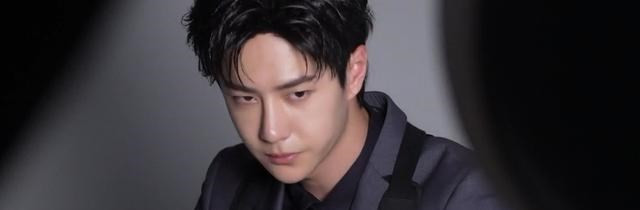 Vương Nhất Bác chuẩn bị ra đĩa đơn mới, liệu có 'biển xanh lá cây' tại sân khấu? Ảnh 8