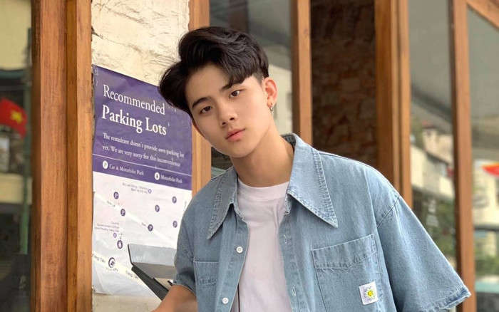 Nam sinh sở hữu gương mặt điển trai cùng thành tích thi tốt nghiệp THPT 2021 đáng ngưỡng mộ Ảnh 2