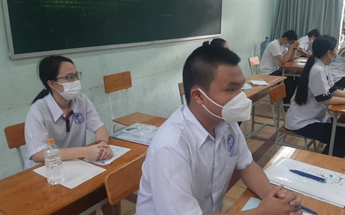 Học sinh TP.HCM được quyền chọn thi hoặc xét đặc cách tốt nghiệp THPT Ảnh 2