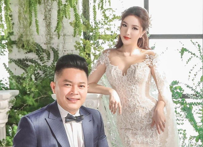 Lễ cưới của giọng ca Sorry Babe là một trong những sự kiện thu hút truyền trông lớn vào cuối năm 2019.