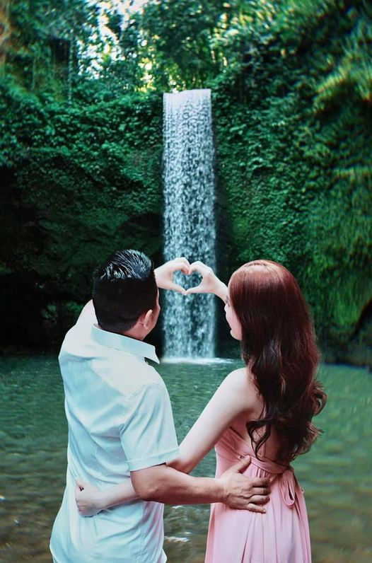 Bộ ảnh cưới của vợ chồng nữ ca sĩ được thực hiện tại Bali - một trong những 'thiên đường nghỉ dưỡng' nổi tiếng nhất nhì ở châu Á.