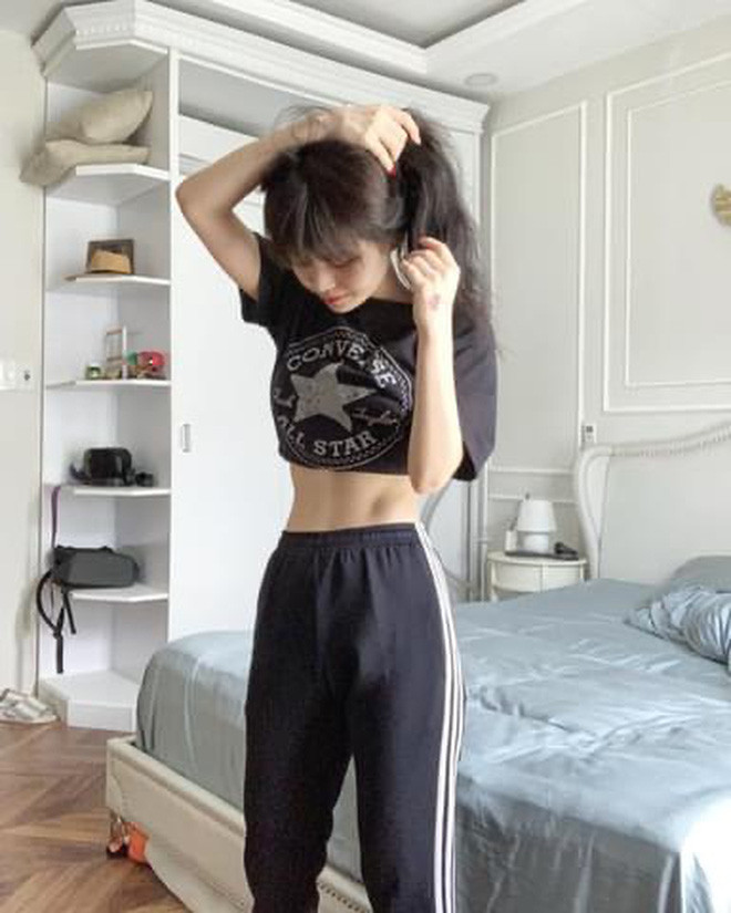 Quên ồn ào ly hôn ngoài kia đi, fan phát hiện JSol và Han Sara bí mật hẹn hò, còn diện đồ đôi liên tục? Ảnh 6