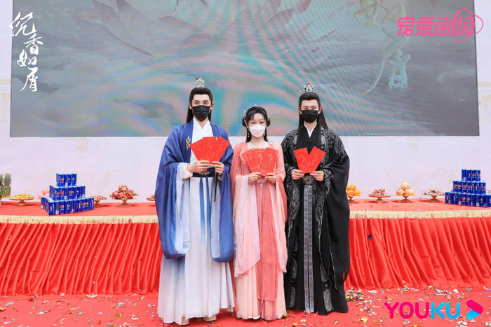 Thành Nghị cứu người ngất xỉu ngay giữa phim trường khai máy 'Trầm vụn hương phai' Ảnh 9