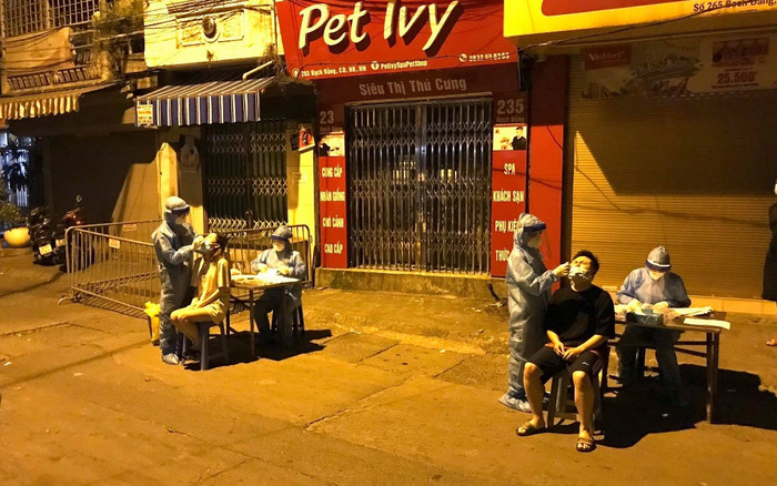 Hà Nội: Cách ly y tế một phần phường Chương Dương gần 23.000 dân do có ca nghi mắc Covid-19 Ảnh 2